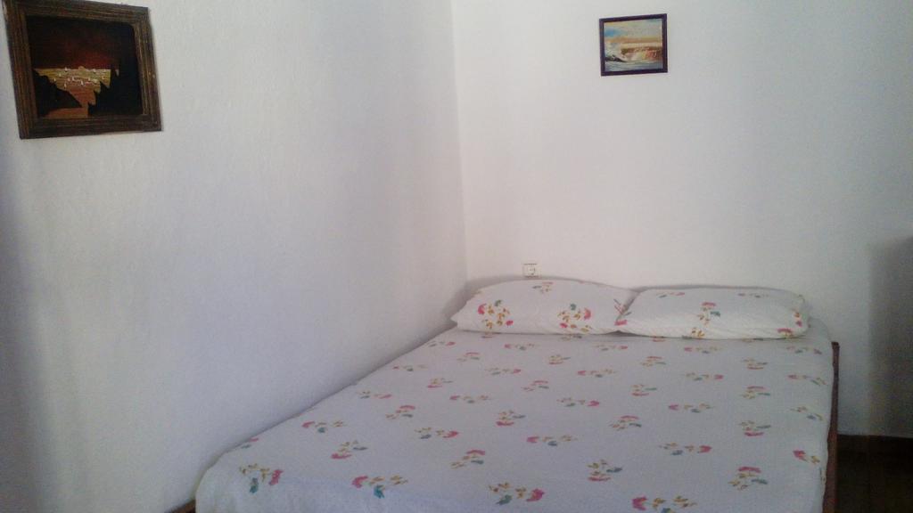 Stone House Hotell Himare Eksteriør bilde