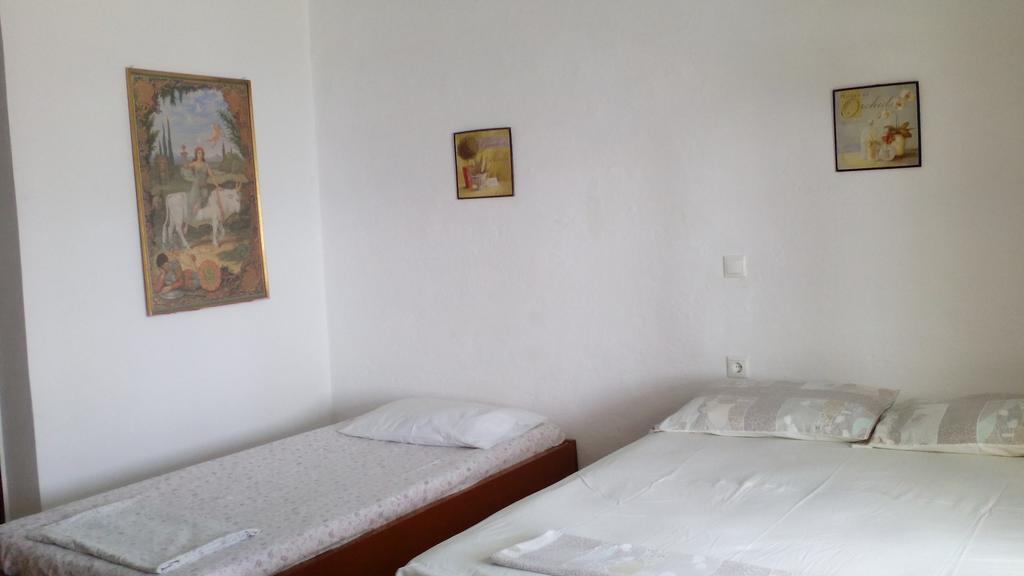 Stone House Hotell Himare Eksteriør bilde